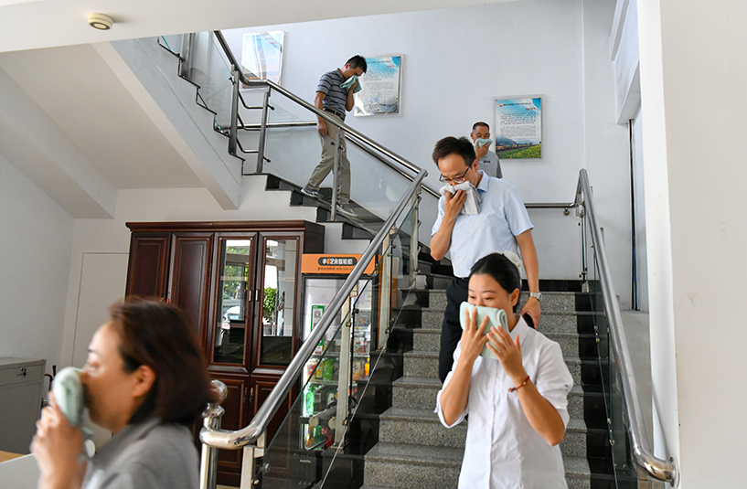 朗威公司开展地震应急演练筑牢安全防线